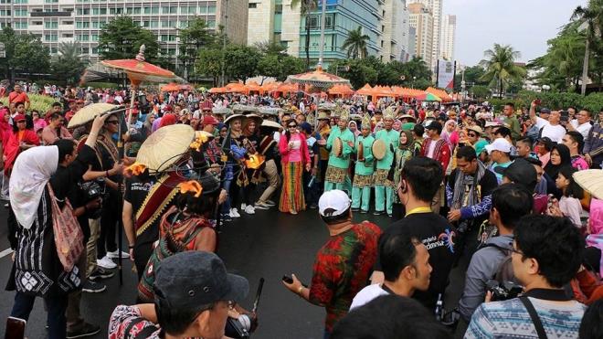 ENDONEZYA - 284 MLYON K    Gneydou Asya?nn en kalabalk lkesi olarak konumunu koruyacak.