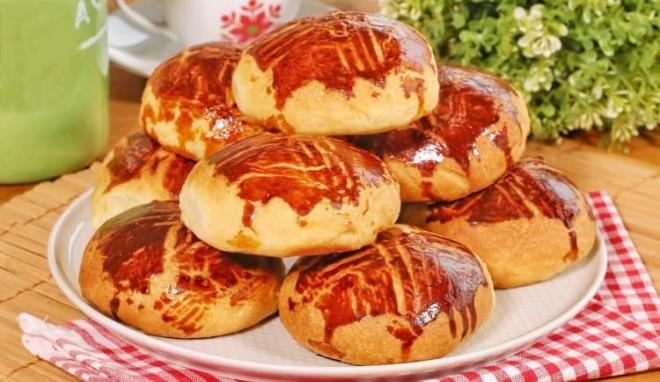 Peynirlisinden patateslisine, dereotlusundan zeytinlisine kadar pek ok seenei bulunan poaalar, sabah saatlerinin vazgeilmezi. Ancak ufak bir srk poaa bile salnzn en byk dman haline gelebilir. Peki poaann zararlar nelerdir? Poaa ka kalori? te poaa sevenleri poaa yemekten vazgeirecek sebepler...