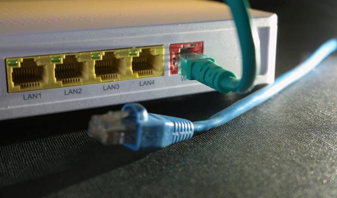 DNYANIN EN HIZLI NTERNETNE SAHP LKELER    Trkiye, son yllarda internet altyapsnda nemli admlar att. Ancak rakip lkelerle kyaslandnda hl istenilenin uzanda yer alyor.    te dnyann en hzl internetine sahip 20 lke ve Trkiye'nin global sralamadaki yeri;