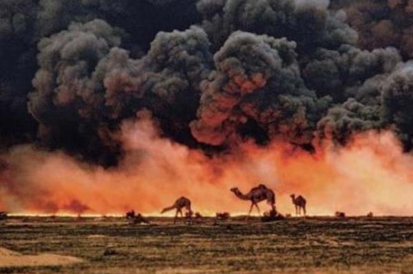 <P>National Geographic, 125'inci Yln Kutluyor</P>  <P>                            National Geographic, 125'inci yln fotorafn gcne ayrd zel bir sayyla kutluyor. Derginin ekim says, National Geographic'in 125 yldr ektii zel karelere ayrlm. Bu zel karelerden biri de 1991 ylnda Krfez Sava srasnda Steve McCurry'nin patlamalarn nndeki develerin grld fotoraf.</P>