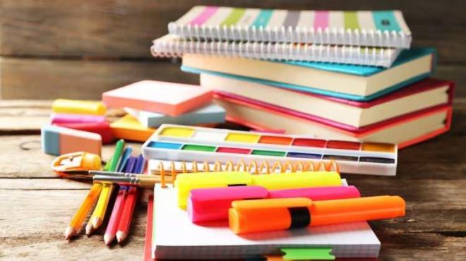 Ticaret Bakanl, ocuklarn sklkla kulland bir krtasiye rnn toplatma karar ald. Dondurma eklindeki fosforlu kalemlerin salk riski tad tespit edildi.