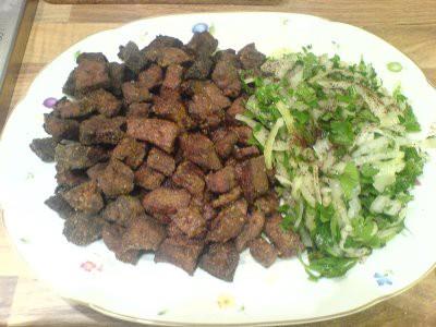 KARACER: Karacier, sr eti, st, yumurta, peynir ve balk B12 vitamini asndan ok zengindir.