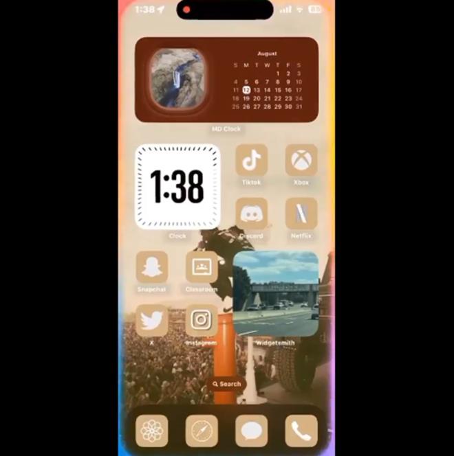 4. SR ARAYZNDE MNMAL DOKUNULAR    Siri artk daha sade, dikkat datmayan bir tasarma sahip. Yeni arayz, asistannz daha hzl ve etkili kullanmanza olanak tanyor.