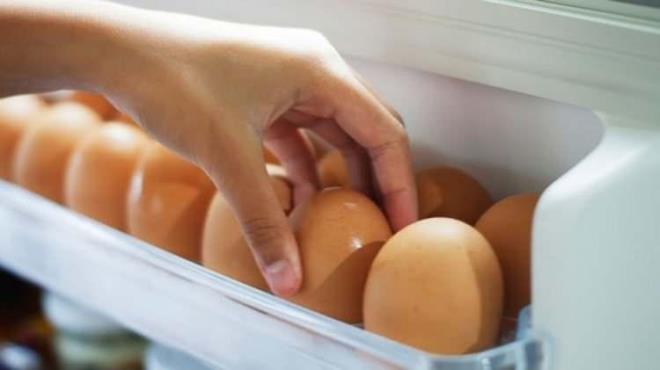 Gda Standartlar Ajans (FSA) yumurtalarnn nerede saklanmas gerektiine dair sosyal medyadan aklama yapt.
