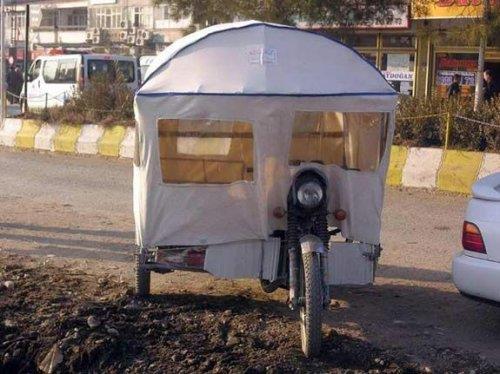 Batmanl bir vatandamzn, motosikletine adr giydirerek kendisine klk bir ara retmi