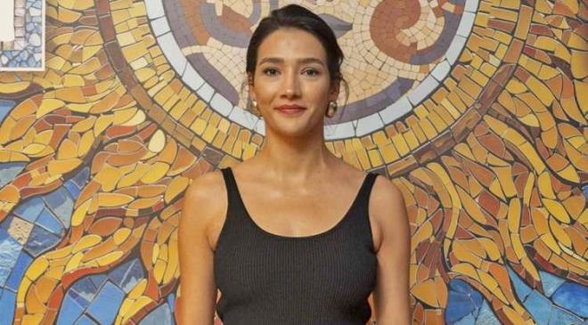 Sobac, "TRT?de kimsenin siyasi grne, yaam tarzna falan baklmaz. Baklsayd zaten Aybke batan oynamazd. O zaman Aybke'nin hi TRT'nin kapsndan ieriye girmemesi gerekirdi ama ?TRT?yi boykot et? diyen kiiyi dar koymak TRT?nin en doal hakkdr" eklinde konutu.