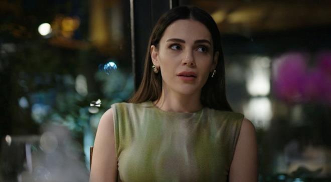 Syledii bu yalan devam ettirirken nl bir yaam kou haline gelir. Aile evinden ayrlr kendine bir yol izer ve birok insann hayatna dokunur. Bir sre sonra Cafer?in hayatnda iler istedii gibi gitmez, sevdii kz Helin bakasyla beraber olmutur,  ve kendisini bir kaosun iinde bulur fakat en sonunda hayatnn iplerini eline alr, hayaline ular.