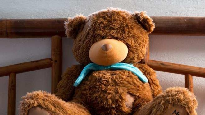 Yumuack ve tyl dokularyla olduka ilgi gren bu oyuncaklar ok fazla kir ve bakteri biriktiriyor.  <p>    Aratrmaclar, pelu oyuncaklar ve oyuncak aylarda sanlandan fazla mikrop barndrdn tespit etti.