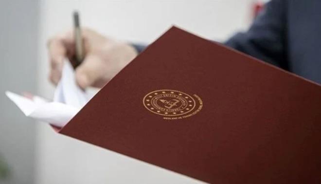 OKULLARIN ERKEN KAPANACAI DDALARI    Kurban Bayram'nn 6 Haziran 2025 tarihinde balamas nedeniyle, okullarn erken kapanaca ynndeki iddialar kamuoyunda tartma yaratmt.