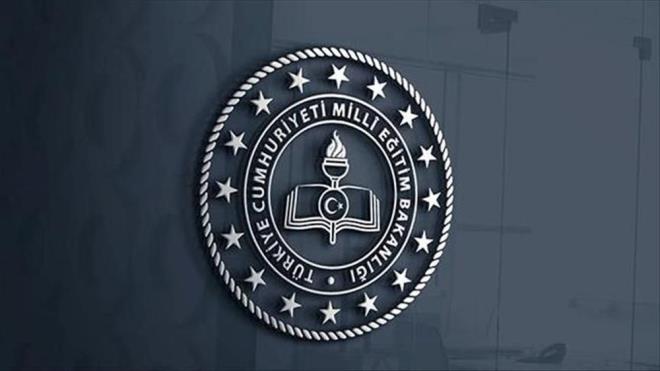 Ancak Milli Eitim Bakan Yusuf Tekin, bu iddialar yalanlayarak, eitim retim ylnn planland gibi 20 Haziran'da sona ereceini belirtti. Bakan Tekin, okullarn 180 i gn ak olmas gerektiini ve bu srenin hukuken ksaltlamayacan vurgulad.