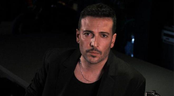 ATI AZINI YUMDU GZN      Milyonlarca dinleyicisi bulunan mzik uygulamas Spotify'n Trkiye politikas, sanatlar ileden kard.