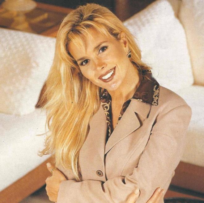 Ayn zamanda ciddi salk sorunlar da yaayan 65 yandaki Harika Avc'nn sessizliini Onur Akay'a bozduu iddia edildi.