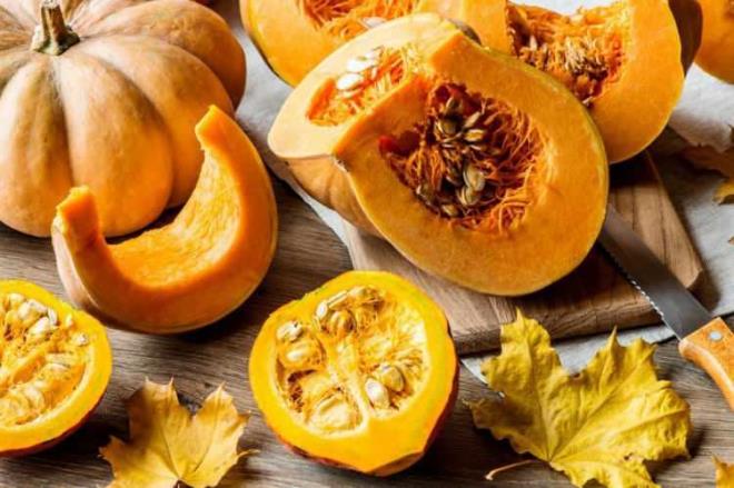 8-BAL KABAI    Bu meyve, yln herhangi bir zamannda diyetinize mkemmel bir katk salayan dk kalorili bir seenektir.    Tuzsuz bir fincan balkaba 83 kalori,  gram protein ve yedi gram lif ierir.