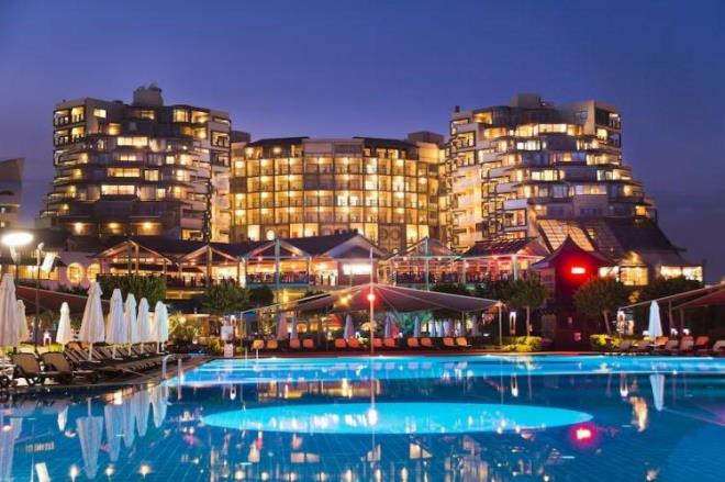 Birok sanat tercihini bu yl da Antalya ve KKTC dnda Marmaris, Bodrum, Didim, Mersin, Sapanca, Nide, Afyonkarahisar gibi illerden yana kulland.