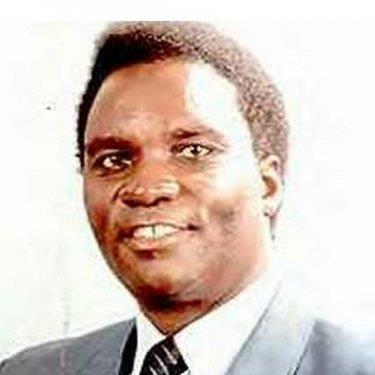 Juvnal Habyarimana - 6 Nisan 1994 tarihinde Ruanda'nn bakan Habyarimanann zel jeti isabet eden iki roket tarafndan drkld. Yere aklan uakta bakanla birlikte 12 kii ld. Gnmzde suikasti gerkeletirenler halen bulunamam olsada baz evrelere gre Ruandal milliyetiler ya da Hutu kkenli radikal bir grup tarafndan ldrlm olabileceine inanlyor.