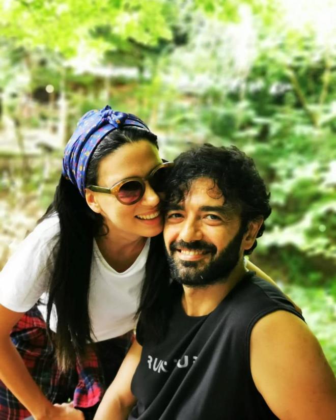 te yandan Ceren Karako, getiimiz aylarda Ahmet Mmtaz Taylan'n sunduu Empati programna konuk olmutu.