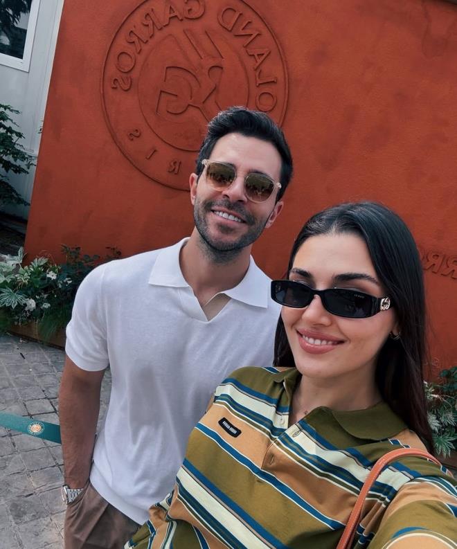 Sk sk seyahat eden nl ift, son olarak Fransa Ak Tenis Turnuvas iin Paris'e gitti.