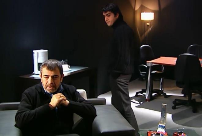 KARAKTERLER N CENAZE NAMAZI KILINMITI    2003 - 2005 yllar arasnda yaynlanan ve yaynland dnemde reyting rekorlar kran efsane dizi Kurtlar Vadisi, seneler sonra bile tekrar tekrar izlenmeye devam ediyor.