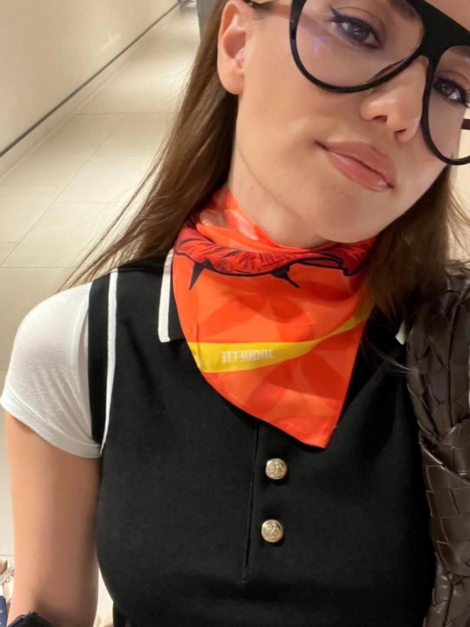 39 yandaki Evcen, paylamna "Gzel bir gn" notunu dt.