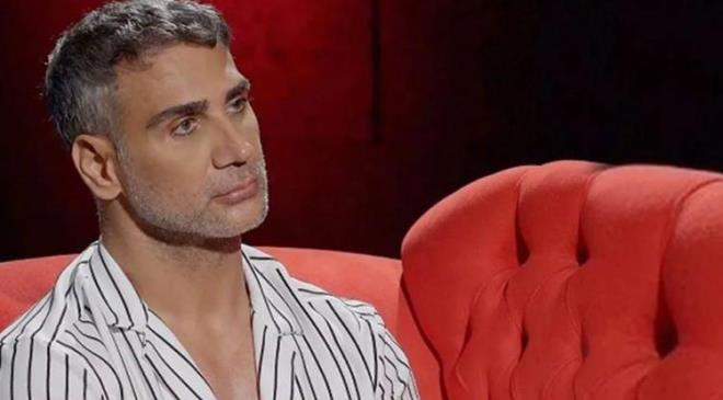 nl arkc Dou'un sosyal medya hesabndan yapt son paylam, takipileri tarafndan ilgi oda haline geldi. Kafa kartran imal paylamda bulunan nl ismin, kime gnderme yapt merak konusu haline geldi.