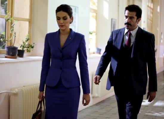 Burada Eyll aynn en ok izlenen kanallarndan olan ATV'nin Karaday dizisinin rol byk.