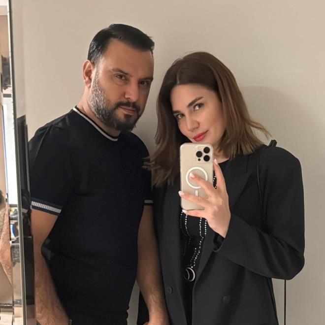 Alian ile oyuncu Buse Varol, Dostlar Mahallesi adl dizi setinde tanarak ak yaamaya balam ve 2018 ylnda nikah masasna oturmutu.