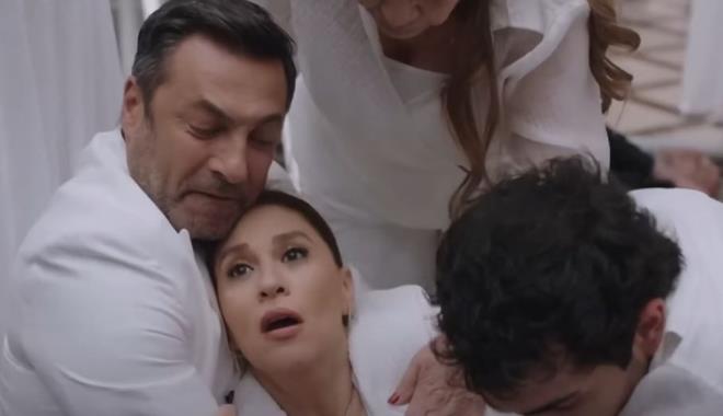 Kzlck erbeti?ne veda edecek isimler belli oldu. lk gelen bilgiler drt oyuncunun ayrlaca ynndeydi. Birsen Altunta'n haberine gre, "Kzlck erbeti" dizisinin Gkhan? Hasan Emre Avc, Leman? Sevim Erdoan, Kayhan? Soydan Soyda ve bykl lakapl Haluk?u Erol Erarslan ekibe veda edecek.