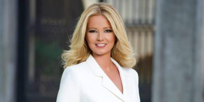 Mge Anl'nn kameralardan uzak bytt kz niversiteden mezun oldu. Lidya Mge Akda'n mezuniyet fotoraf ve annesine olan benzerlii sosyal medyada gndem oldu.