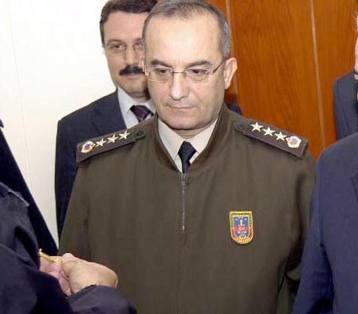 stanbul 10. Ar Ceza Mahkemesi, "Balyoz Plan" davasnda emekli Albay Cemal Temizz' 18 yl hapis cezasna arptrd.