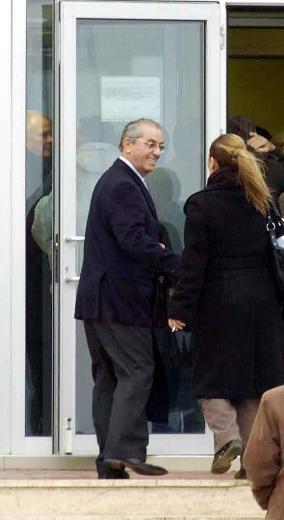 stanbul 10. Ar Ceza Mahkemesi, "Balyoz Plan" davasnda, eski MGK Genel Sekreteri emekli Orgeneral kr Sark' 18 yl hapis cezasna arptrd.