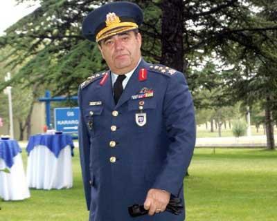 stanbul 10. Ar Ceza Mahkemesi, "Balyoz Plan" davasnda eski Hava Kuvvetleri Komutan emekli Orgeneral Halil brahim Frtna'nn arlatrlm mebbet cezas 20 yla indirildi.