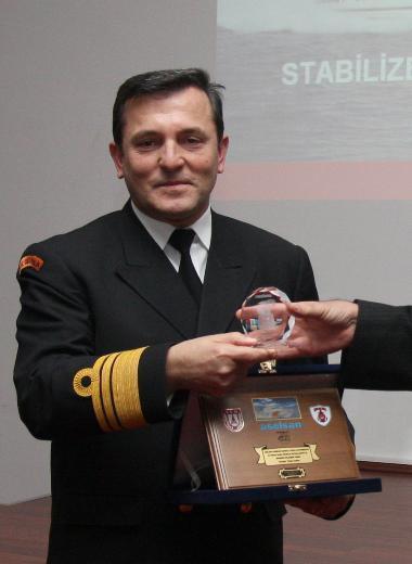 stanbul 10. Ar Ceza Mahkemesi, "Balyoz Plan" davasnda Koramiral Abdullah Can Erenolu'nu 18 yl hapis cezasna arptrd.