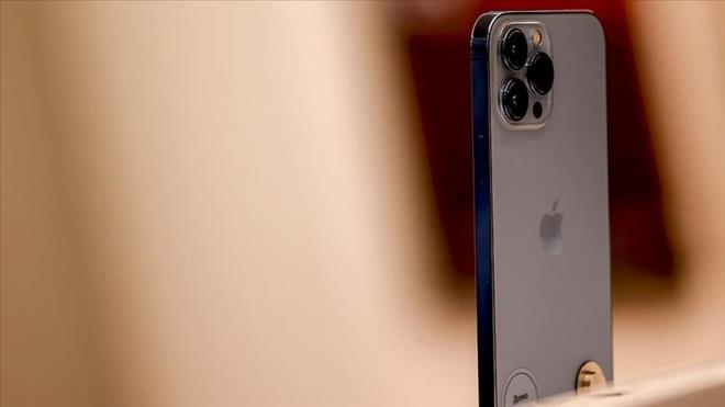 iOS 26 HANG PHONE MODELLERNE GELECEK?    Apple, iOS gncellemelerinde genellikle 5-6 yl ncesine kadar kan modelleri desteklemeye devam ediyor. Bu dorultuda iOS 26?nn u iPhone modellerinde desteklenmesi bekleniyor: