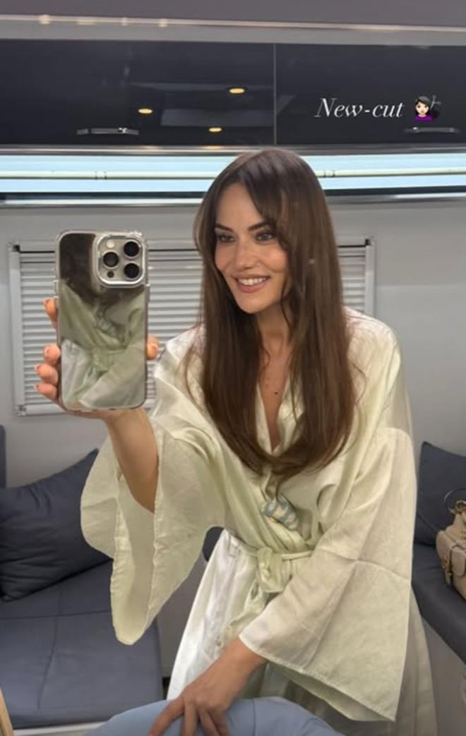 Evcen, 2017 ylnda Burak zivit ile dnyaevine girdi. 2019'da ilk olu Karan' kucana alan Evcen, 2023'te de Kerem'i dnyaya getirdi.