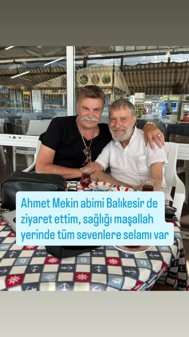 "SALII YERNDE"    Nuri Alo, paylamna "Ahmet Mekin abimi Balkesir'de ziyaret ettim, sal maallah yerinde, tm sevenlere selam var" notunu dt.