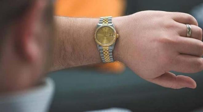 BR YATIRIM ARACI OLARAK SAAT!