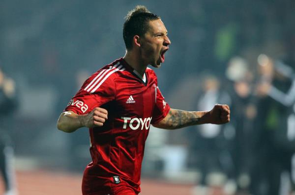 Filip Holosko (1984) Beikta