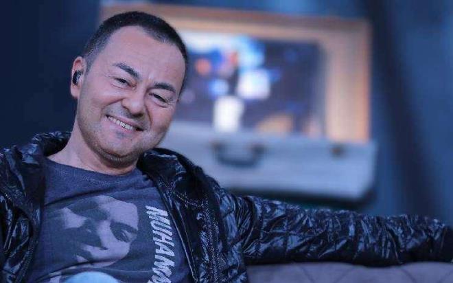 Son olarak yapt aklamada sigara ve alkol kullanmadn, ayn zamanda kumar da tamamen hayatndan kardn syleyen Orta, ilk kez konserinde yardmsz bir ekilde ayakta durmann sevincini yaamt.