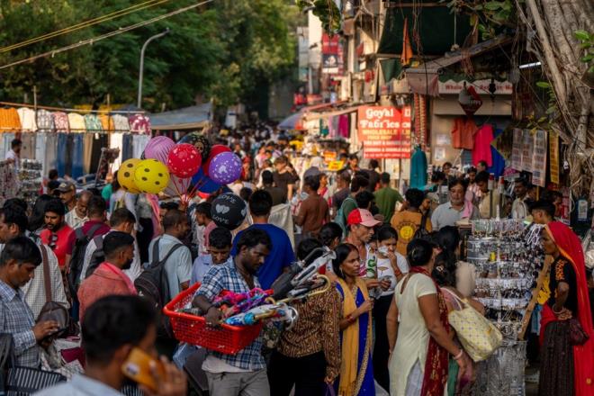 Hindistan' 1 milyar 419 milyon 321 bin 278 kiiyle in takip ediyor.