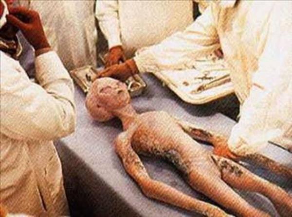 Associated Press dnya apnda bir duyuru yaymlayarak, uan daire sanlan cismin aslnda bir meteoroloji balonu olduunu duyurur.