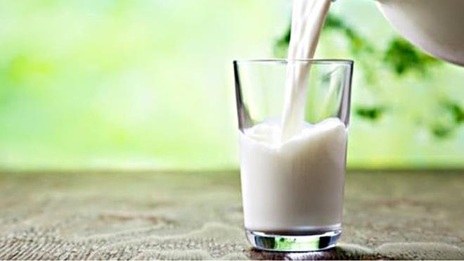 St: Bir bardak st ierek kendinizi sigaradan soutmak sizin elinizde. Zira st itikten sonra iilen sigarann tad kt olup, istenilen tad vermemektedir.