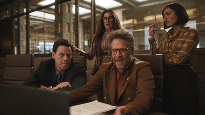 EN Y YARDIMCI KADIN OYUNCU (KOMED)  <br>  Liza Coln-Zayas (The Bear)  Hannah Einbinder (Hacks)  Kathryn Hahn (The Studio)  Janelle James (Abbott Elementary)  Catherine O?Hara (The Studio)  Sheryl Lee Ralph (Abbott Elementary)  Jessica Williams (Shrinking)  <br>  EN Y YARDIMCI ERKEK OYUNCU (KOMED)  <br>  Ike Barinholtz (The Studio)  Colman Domingo (The Four Seasons)  Harrison Ford (Shrinking)  Jeff Hiller (Somebody Somewhere)  Ebon Moss-Bachrach (The Bear)  Michael Urie (Shrinking)  Bowen Yang (Saturday Night Live)