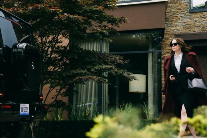 Yarmada; Yorgos Lanthimos imzal "Bugonia", George Clooney ve Adam Sandler'n barolleri paylat "Jay Kelly", Benny Safdie'nin "The Smashing Machine", Guillermo del Toro'nun yeni bir bak asyla ektii "Frankenstein", Oscar dll Kathryn Bigelow imzal "A House of Dynamite" filmi Altn Aslan iin yaracak filmler arasnda yer alyor.