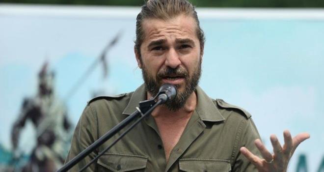 Son gnlerde Dubai'ye yerleecei konuulan nl oyuncu Engin Altan Dzyatan sahip olduu serveti adeta dudak uuklatt.