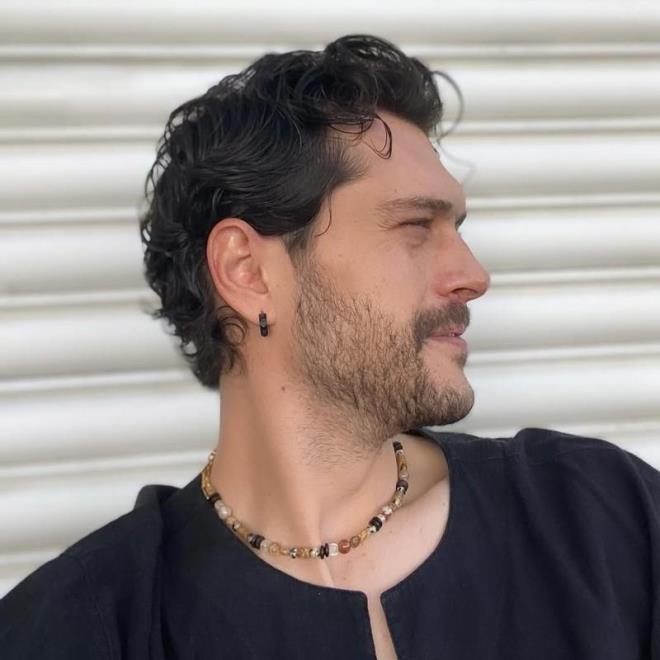 Alperen Duymaz'n oynayaca diziyle ilgili detaylarsa, henz netlemedi.