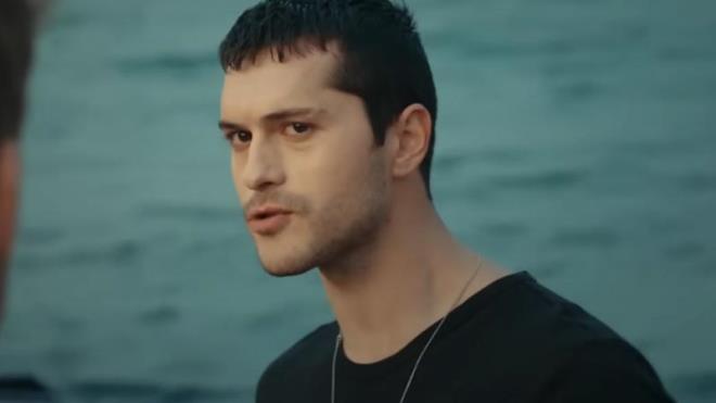 Son olarak Leyla dizisiyle kamera karsna geen Alperen Duymaz, yeni sezonda da bir dizide rol alacak.