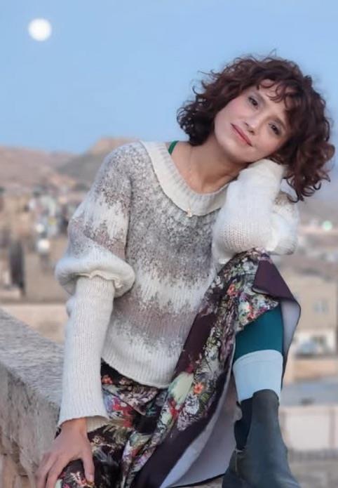 Nehir Erdoan grnt ynetmeni olan Ahmet Sesigrgil 2014 ylnda evlendi. Nehir Erdoan'n bu evlilii 2 yl srd. Nehir Erdoan einden 2016 ylnda boand. iftin bu evlilikten ocuu olmad.