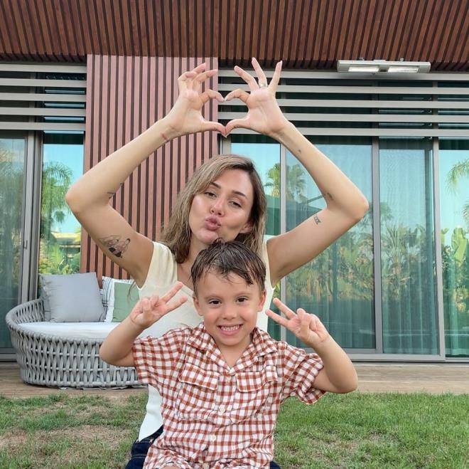 2021 ylnda da kk oullar Mete'ye kavuan nl ift, gnlk hayatlarndan kareleri takipileriyle paylayor.