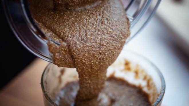 Uzmanlara gre tahin, demir asndan pekmezden kat kat daha etkili bir besin. Peki, bir kak tahin neden bu kadar gl ve neden her sabah sofranzda yer almal? Gelin, bu mucizevi besinin faydalarn birlikte inceleyelim.