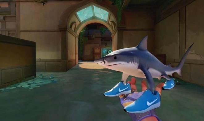 Trend, genellikle hayvanlarla nesnelerin veya farkl canllarn birletirilmesiyle oluturulan, yapay zek destekli, gerekst karakterlerden oluuyor. Bu karakterler, kafiyeli ve talyanca gibi tnlayan isimler tayor; abartl erkek sesiyle retilen metin?konuma efektleri eliinde, ou zaman anlamsz cmlelerle sunuluyor.    rnein:    Ballerina Cappuccina: Kafas kahve iecei olan, tt giymi dnen bir balerin.    Lirili Larila: Birkenstock tarz sandalet giyen, fil?kakts melezi.    Tralalero Tralala: Mavi Nike spor ayakkablar giymi  bacakl kpekbal.    Trippi Troppi: Yars kedi, yars balk olan fantastik bir yaratk.